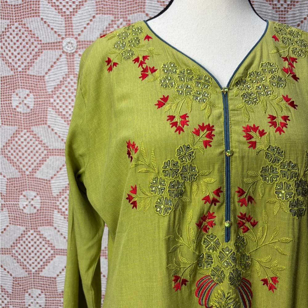 Vintage Embroidered Kurta Caftan Dress | Boho Tunic - Picture 3 of 8